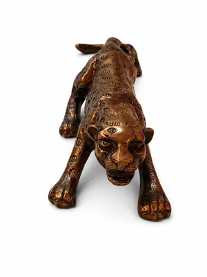Vastu Tendua (Leopard) Statue